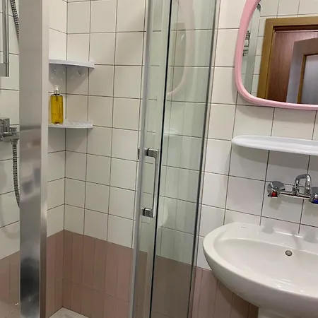 Lux Lotnisko Apartmán