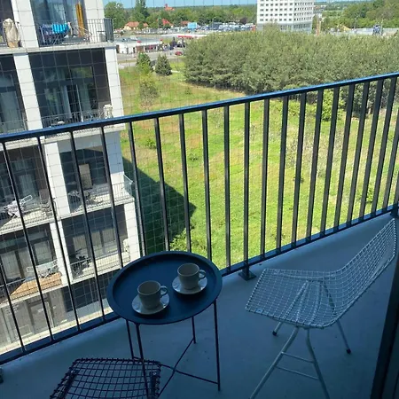 Lux Lotnisko Apartmán *